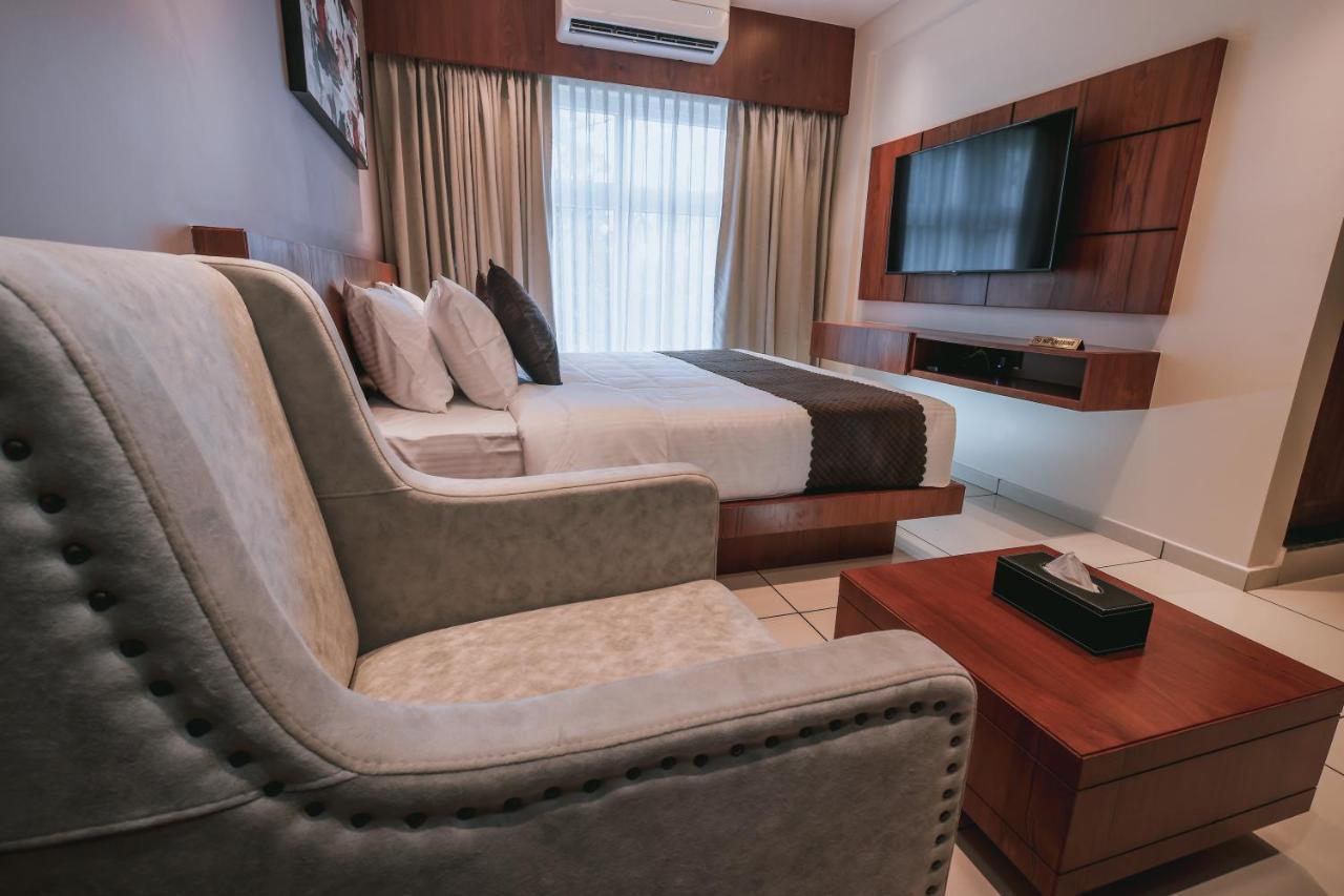 Fortview Suites Kasaragod Luaran gambar