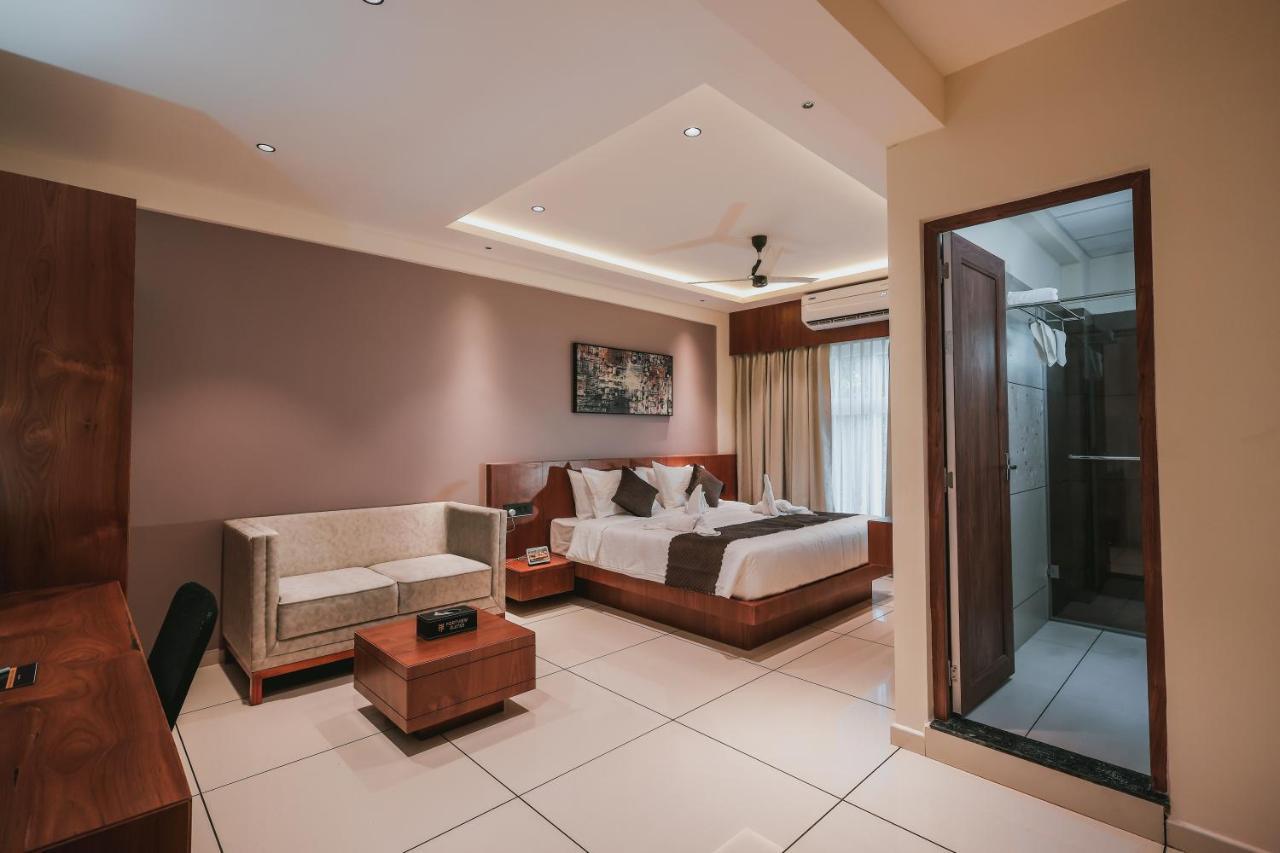 Fortview Suites Kasaragod Luaran gambar