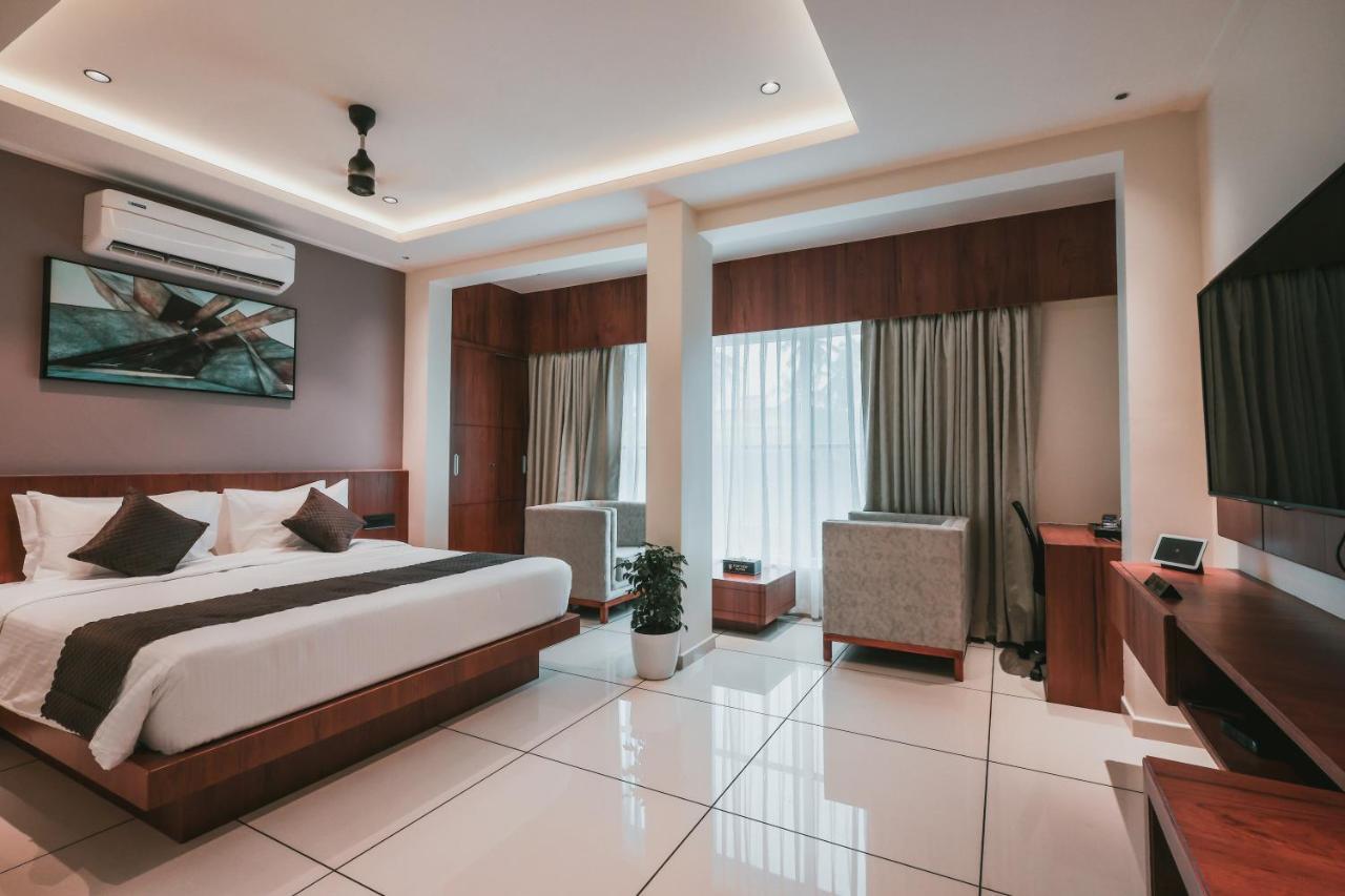 Fortview Suites Kasaragod Luaran gambar