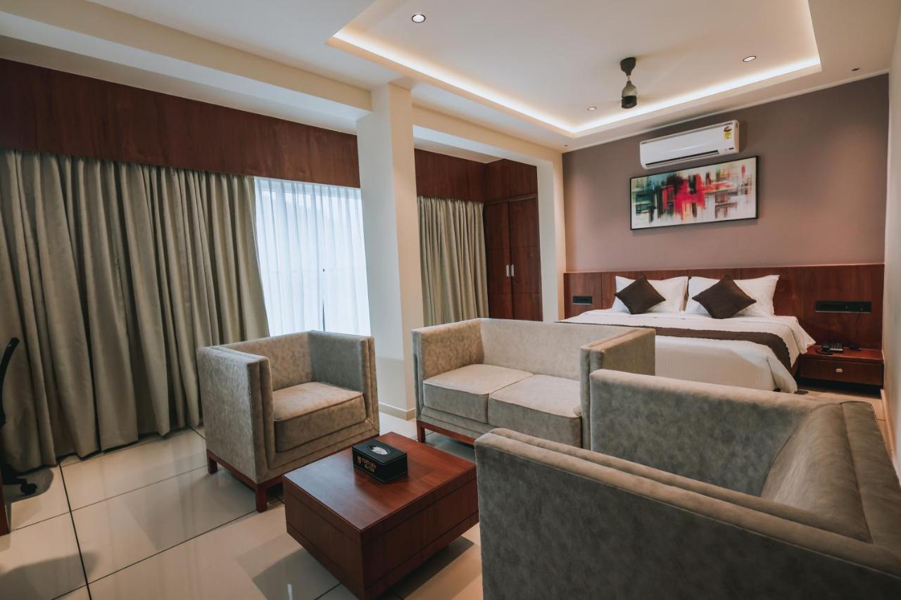 Fortview Suites Kasaragod Luaran gambar