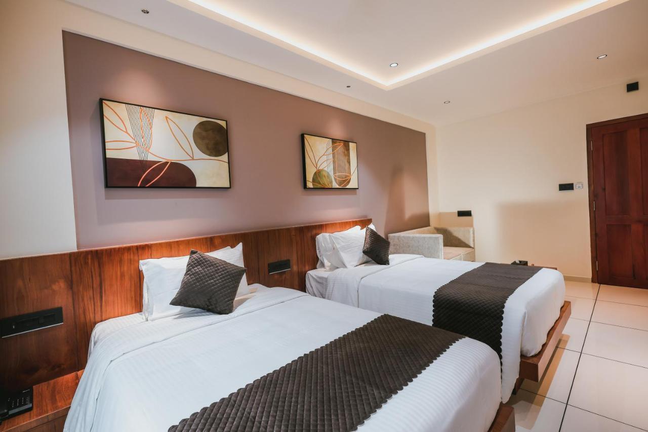 Fortview Suites Kasaragod Luaran gambar