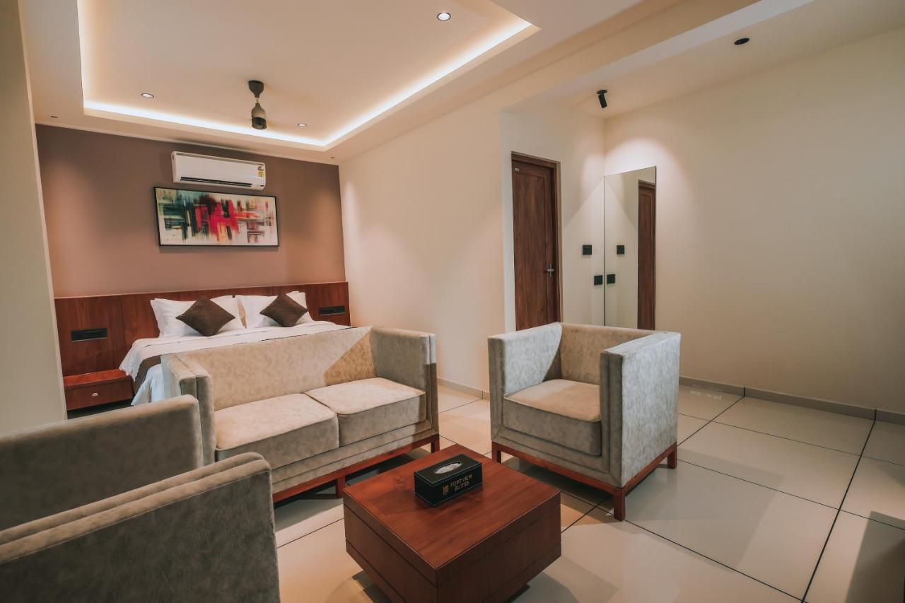 Fortview Suites Kasaragod Luaran gambar