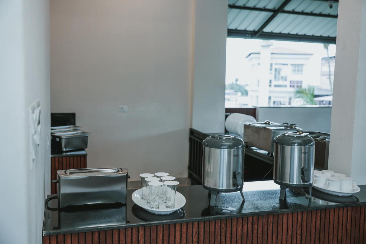 Fortview Suites Kasaragod Luaran gambar