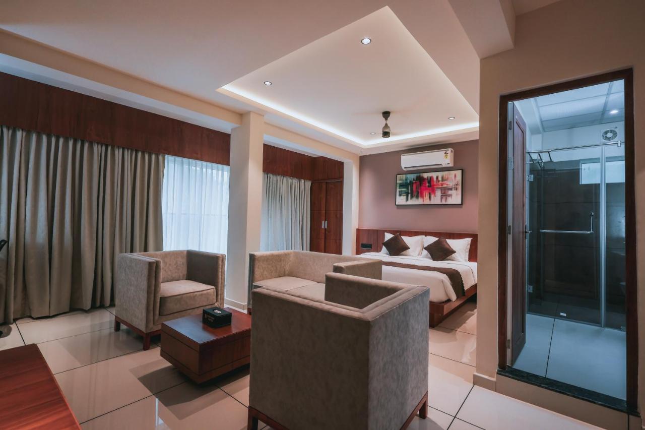 Fortview Suites Kasaragod Luaran gambar