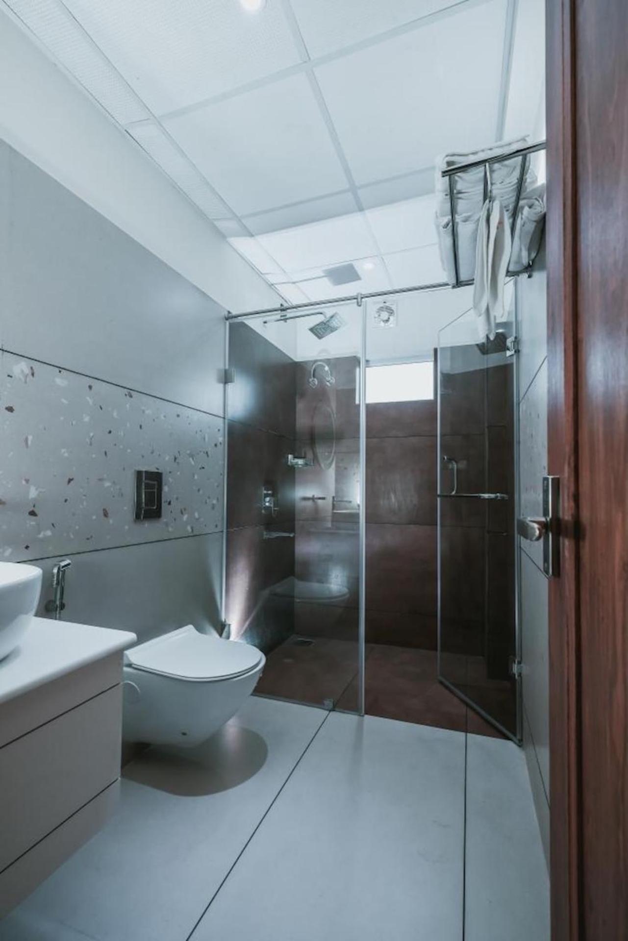 Fortview Suites Kasaragod Luaran gambar